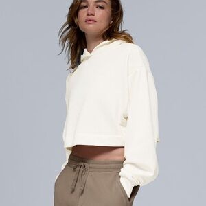 Alo Yoga NWT Bae hoodie Ivory